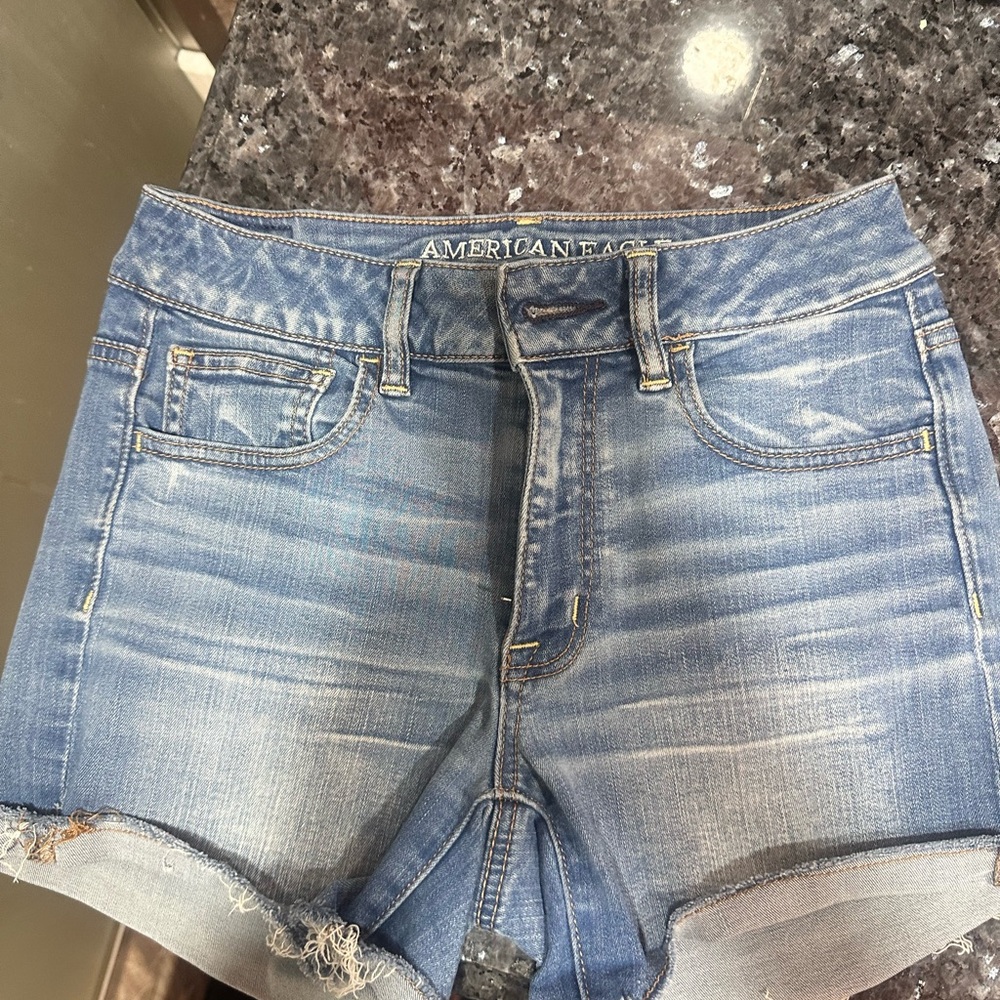 American Eagle Hi rise shortie